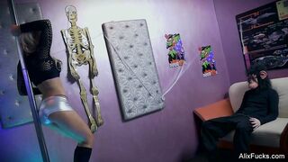 Alix Lynx fucking video