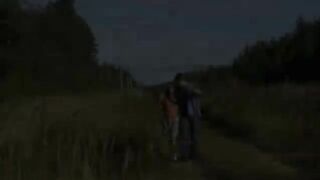 Casual country sex in the open