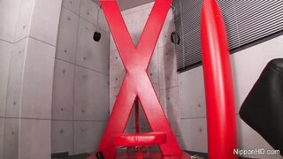 Sexy babe masturbates while she gets loads blown on her face