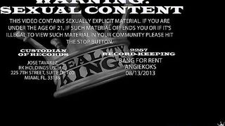 Angiekoks ride that cock in her asshole.