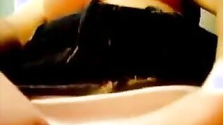 Teen gf perfect tits masturbates on live webcam