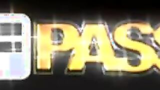 Real college girls go for real group fucking