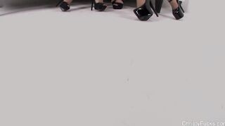 Christy Mack in lesbian threesome