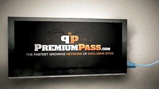 Alexis Texas lesbian pussy party