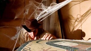 The Purple Head of Cairo