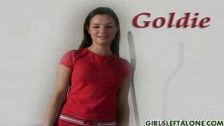 Hot Goldie gets naked after practicing tennis