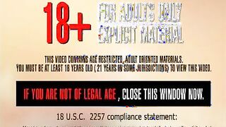 Ivy Snow plays with her naked ass