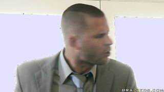 Courtney Cummz fucked