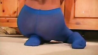 Babe Spreads And Awaits You