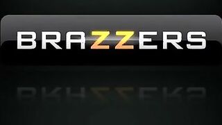 Aleksa Nicole giving a blowjob