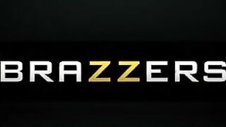 Karmen Karma naked pole dance